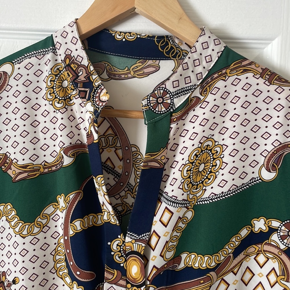 Blouse - Picture 2 of 3